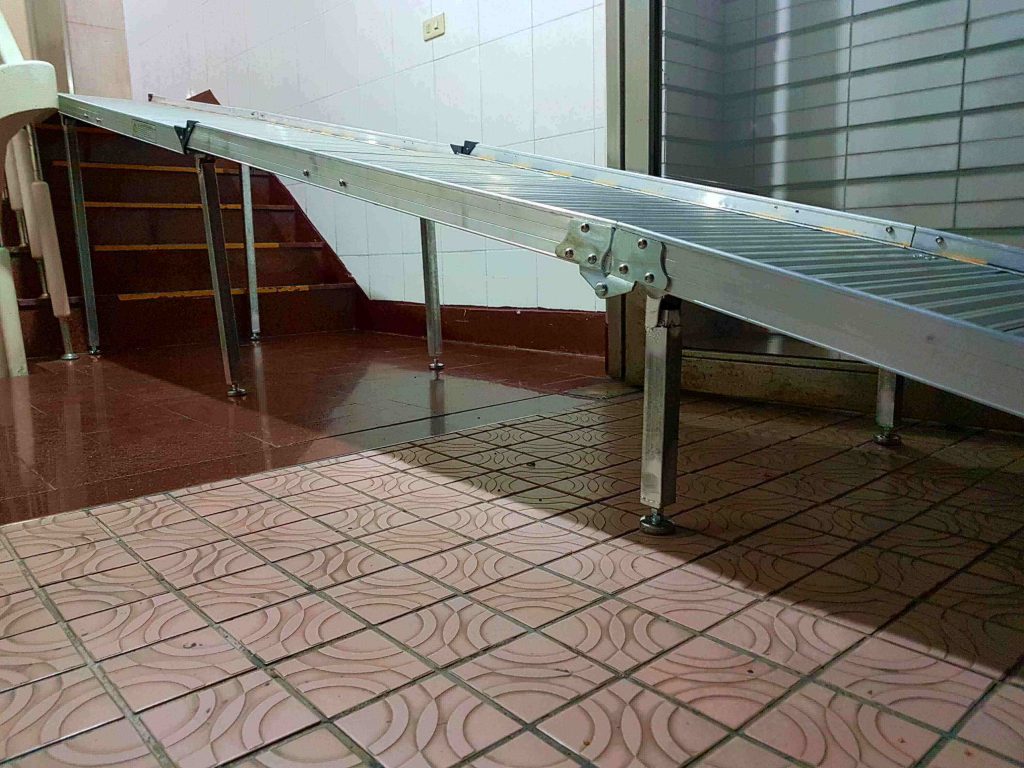 輪椅斜坡板可調式支撐腳