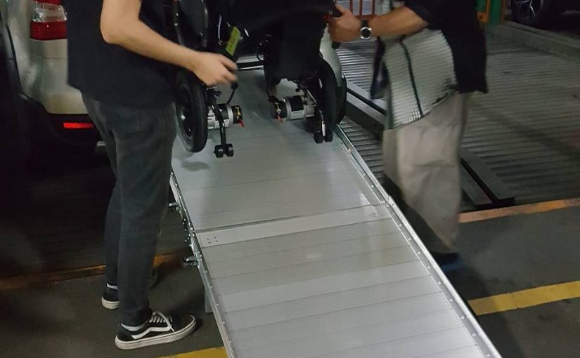 推輪椅車用斜坡板 台北市
