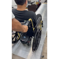 輪椅助推器
