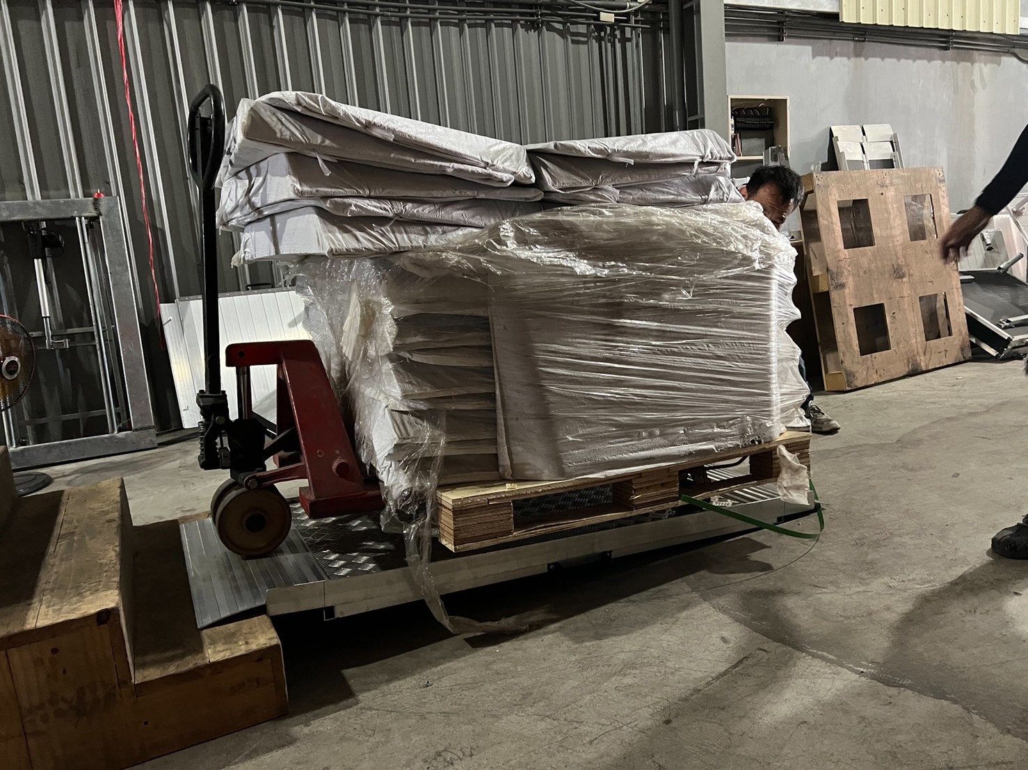 重物專用斜坡板實測棧板車載重800公斤